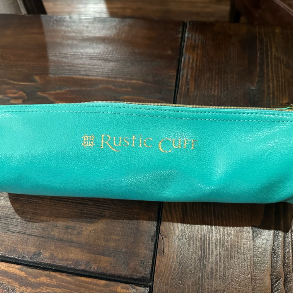 Rustic Cuff Turquoise bracelet / jewelry zip soft leather.
